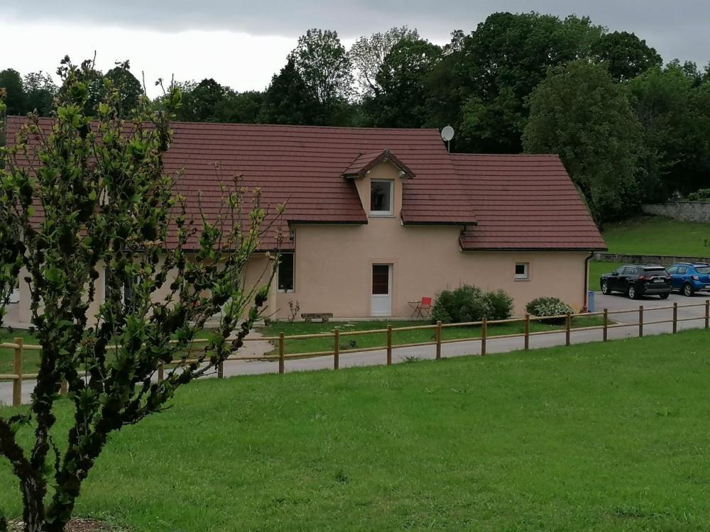 Chez Catherine & Patrick Fontenu Kültér fotó
